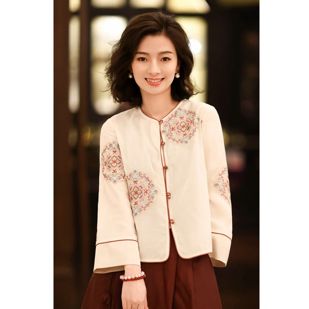西子/【小满】万针刺绣宝相纹中式民族风开衫短外套/WTBH965