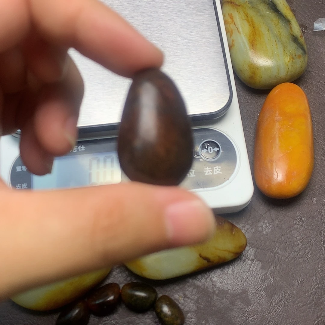 和田玉（糖玉）未镶嵌挂件