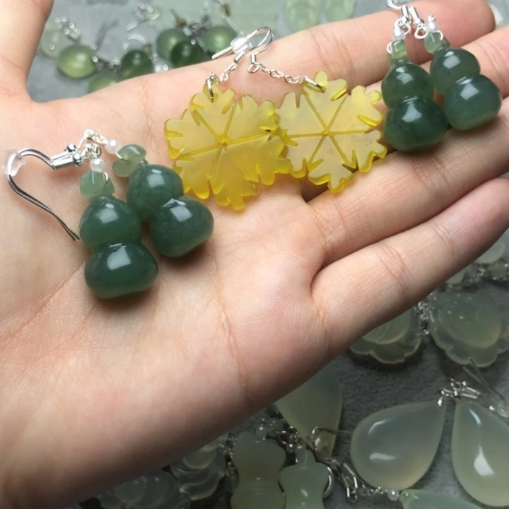 蛇纹石玉耳饰未镶嵌妙****》