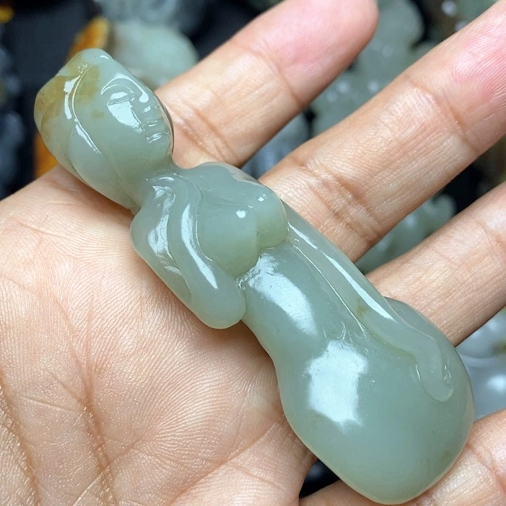 颈饰未镶嵌和田玉