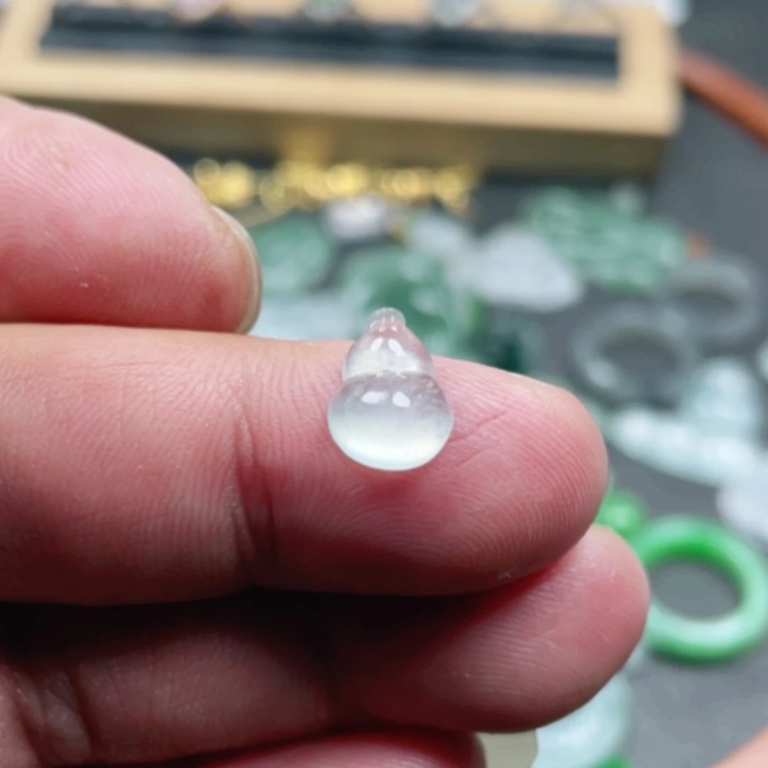 【闪购商品】翡翠颈饰未镶嵌翡翠