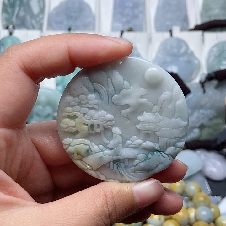 翡翠吊坠(不含链)未镶嵌翡翠