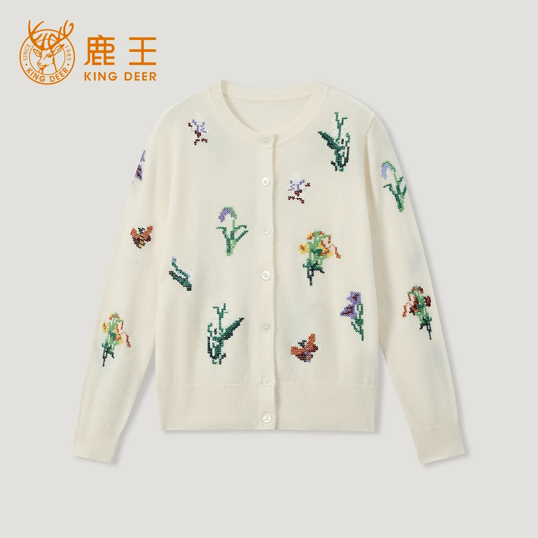 King Deer/鹿王“绒暖花香”圆领白色上衣刺绣绣花羊绒衫L805558