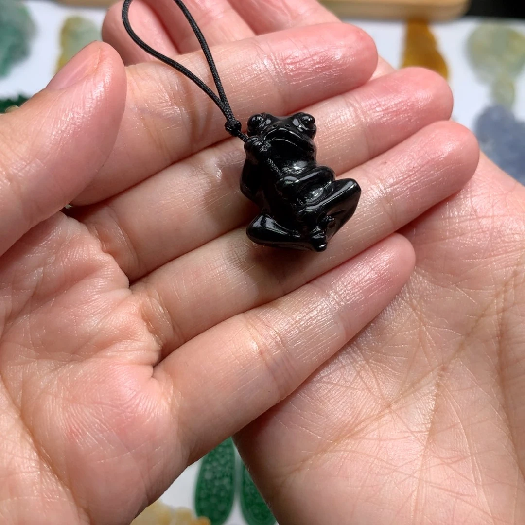 定制翡翠未镶嵌青蛙