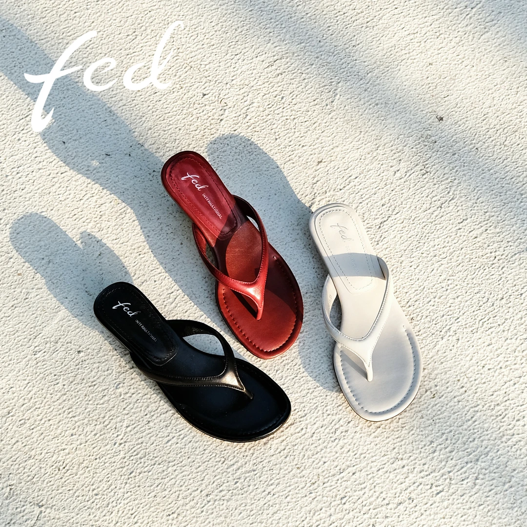 【叶可可专属】FED女鞋2025夏季新款时尚百搭休闲风人字拖DTH0230