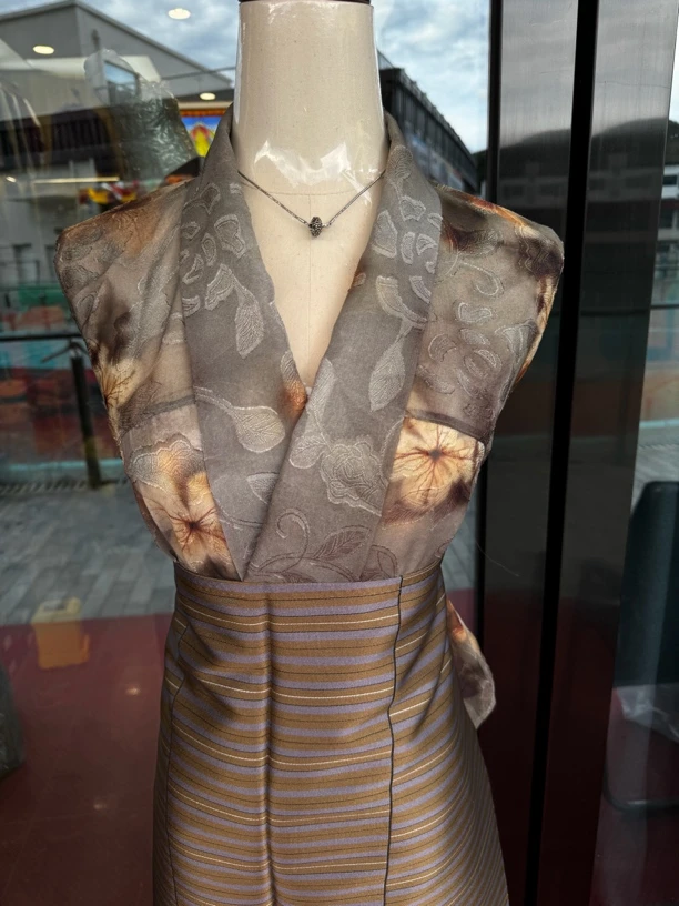 新款真某丝黑色金花藏装时尚百搭款