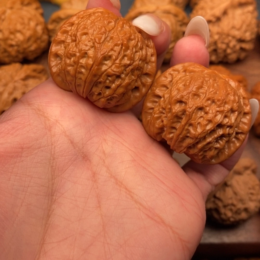 文玩核桃把件精配同树血麒麟37