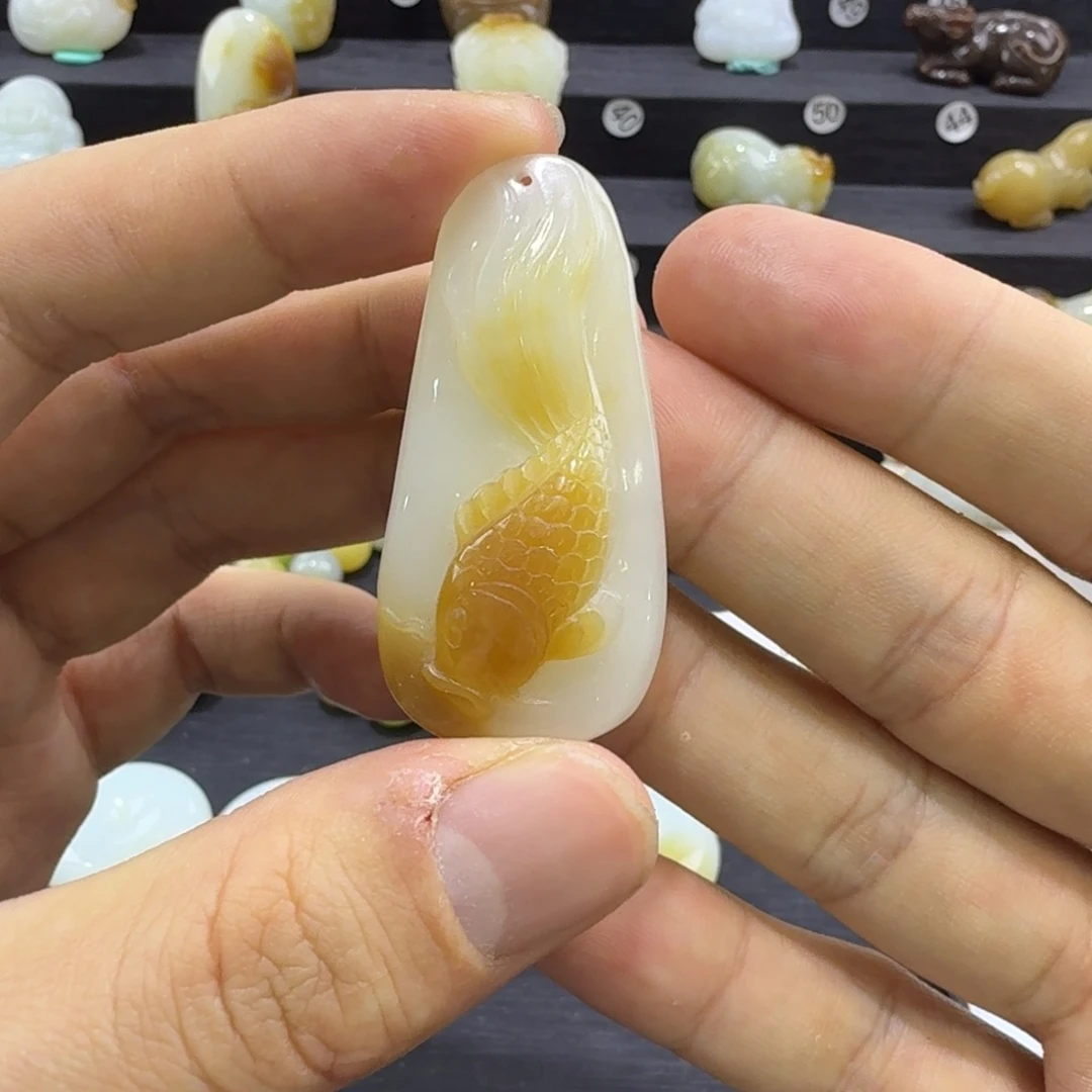 和田玉未镶嵌吊坠(赠链)新疆和田玉挂件