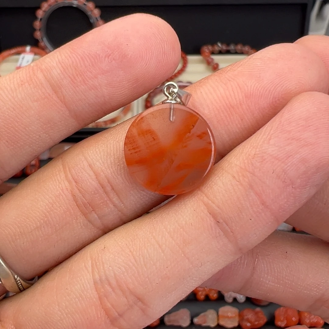 南红玛瑙未镶嵌颈饰圆牌