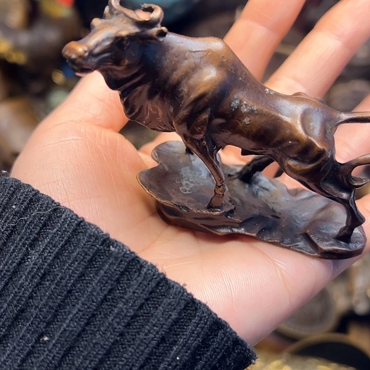 铜器摆件老王直播间