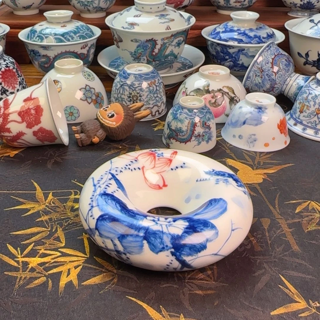 国画风荷花甜甜圈盖置