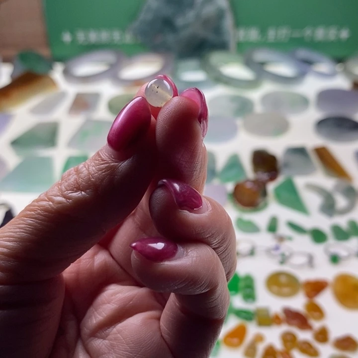 翡翠未镶嵌挂件天然翡翠