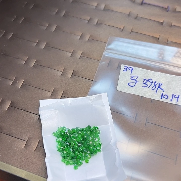 未镶嵌定制翡翠马****姐不
