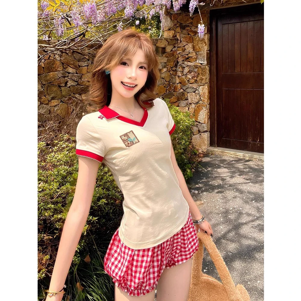 美式复古刺绣撞色V领短袖T恤女夏季设计感小众翻领百搭正肩上衣潮