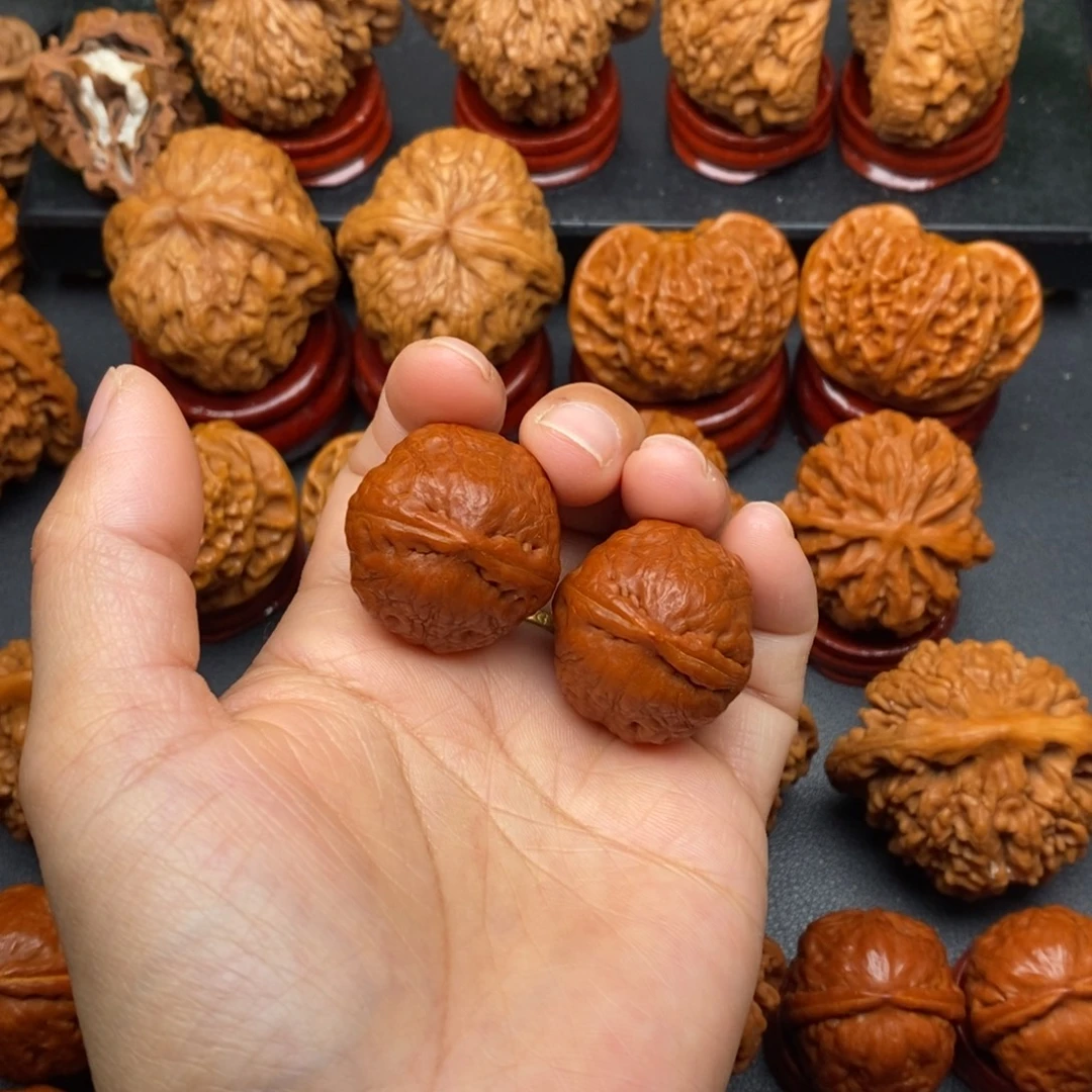 文玩核桃把件水滴