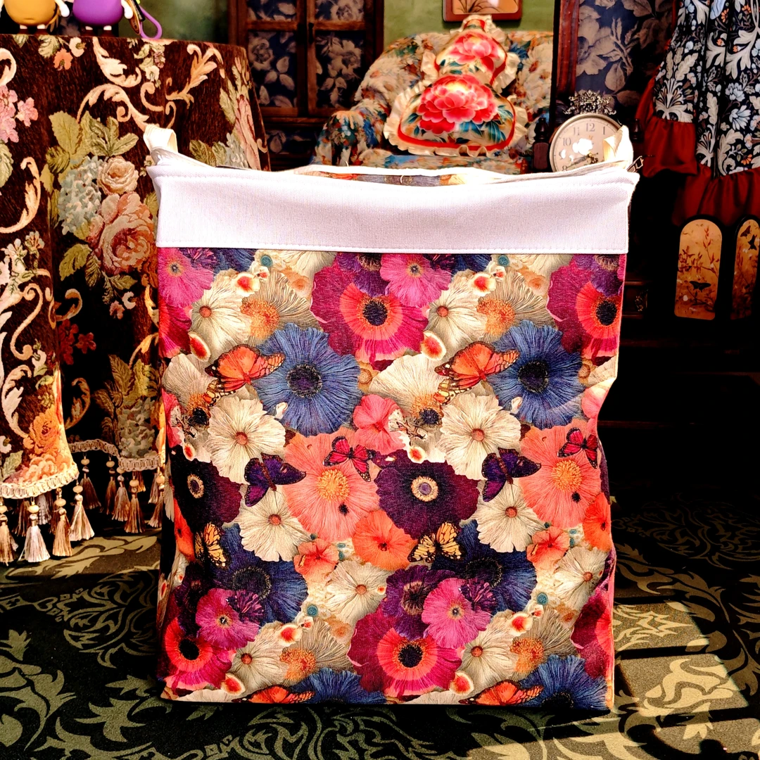 120升花海蝴蝶收纳箱三层加厚被子收纳防水防潮家用