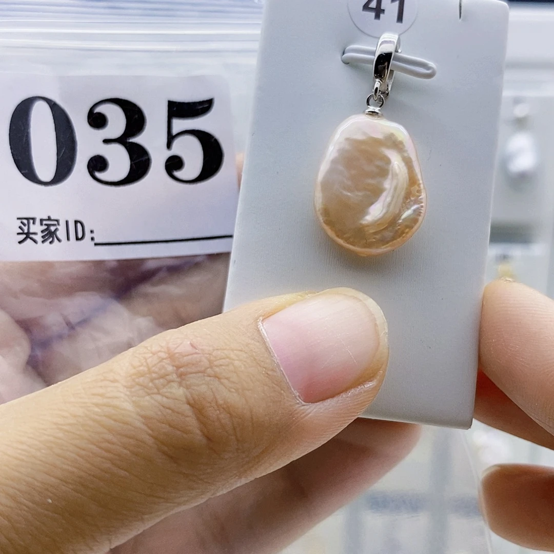 颈饰淡水珍珠钛钢