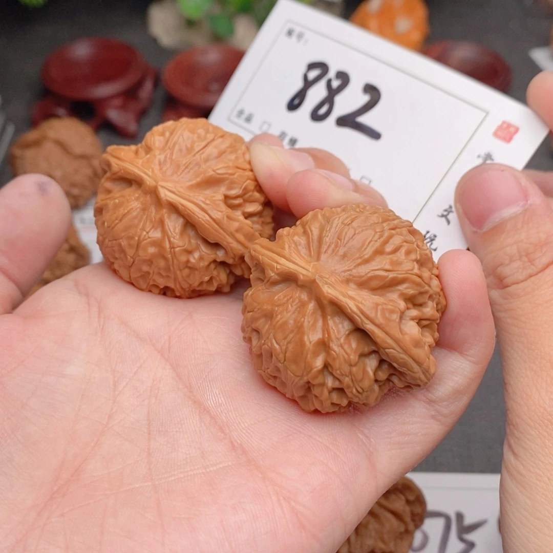 达***翁文玩核桃吊坠42宫灯882