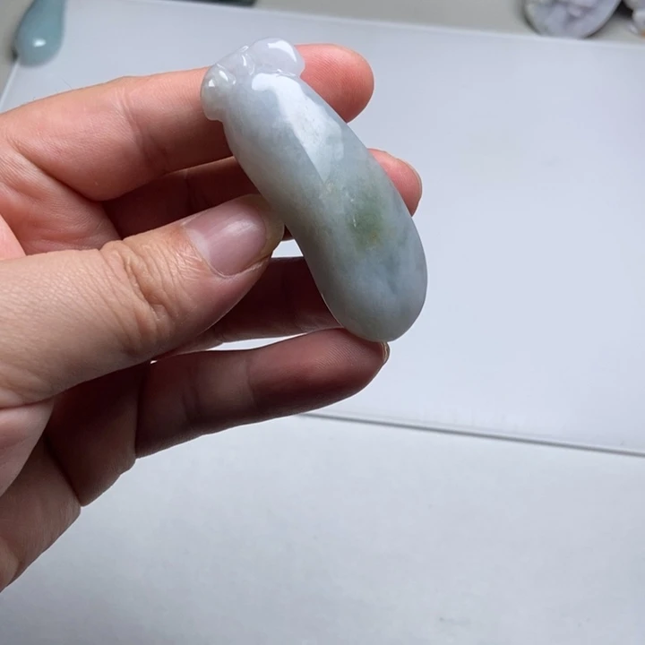 翡翠未镶嵌颈饰福瓜6