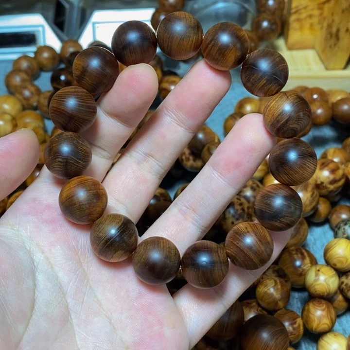 柏木（崖柏）太行崖柏黑泥膏香料珠瑕疵特价1.5