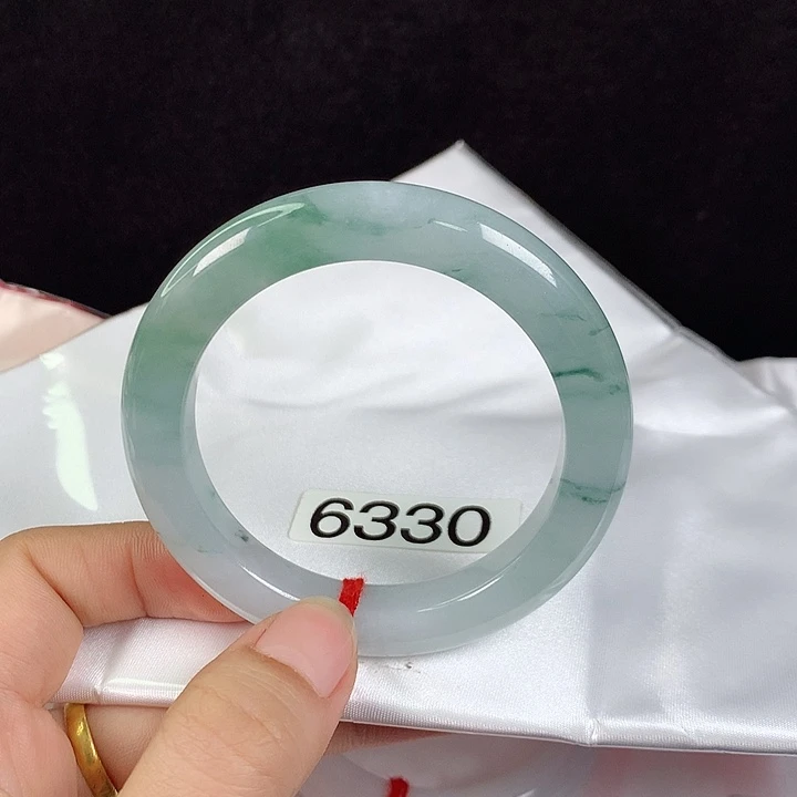 翡翠未镶嵌手镯53圈 糯冰意境飘蓝花