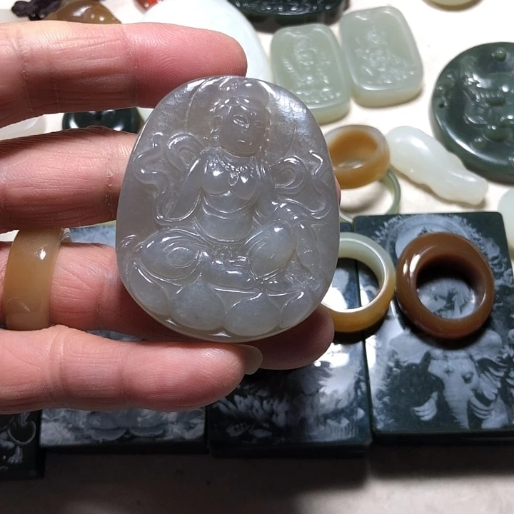 和田玉未镶嵌颈饰