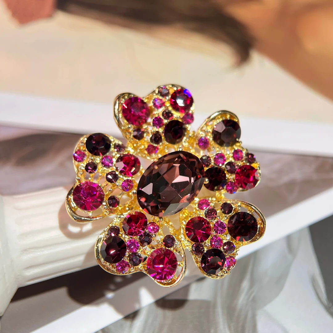 铜合金仿水晶胸针 禧娘娘-小众手工时尚创意复古大衣胸针- S3402