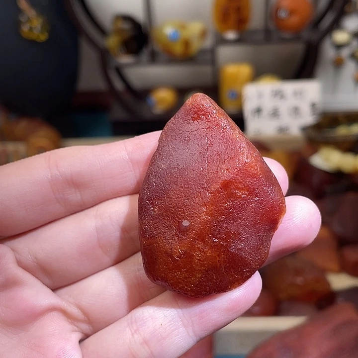 琥珀未镶嵌珠宝奇石吊坠