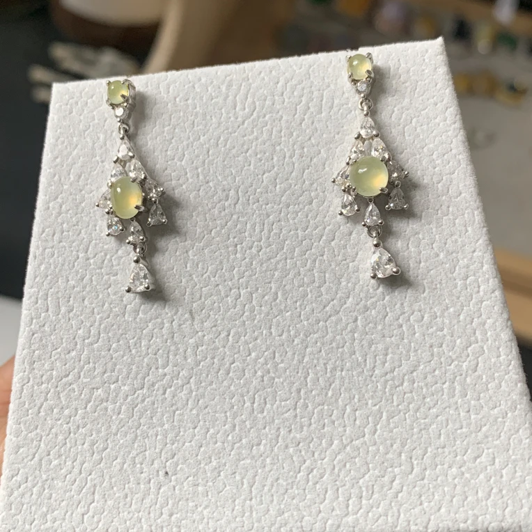 高冰冰黄耳坠纯天然缅甸A货翡翠s925银镶嵌