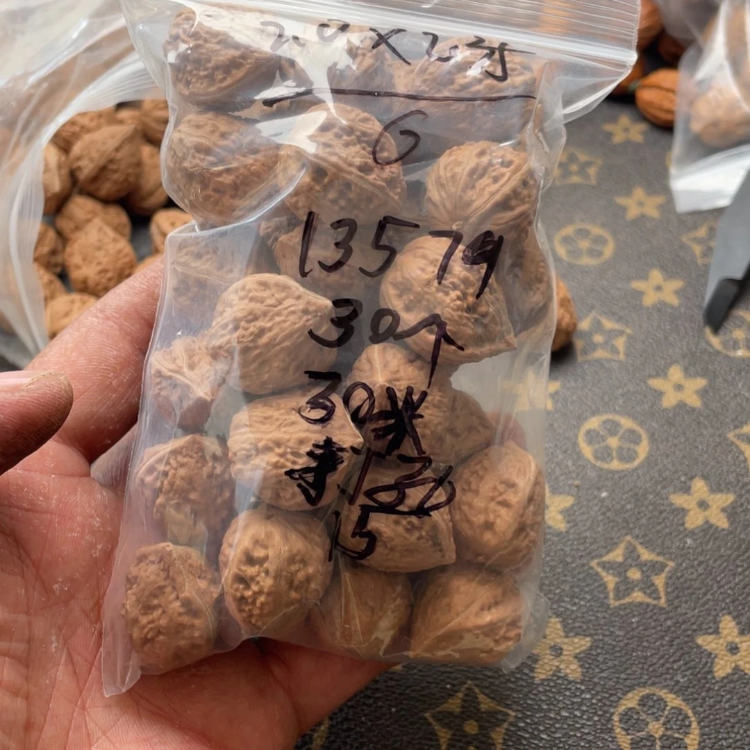 1***9吊坠文玩核桃秋子核桃