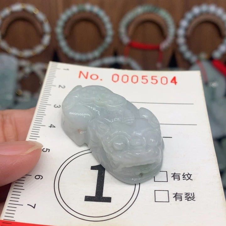 颈饰未镶嵌翡翠11