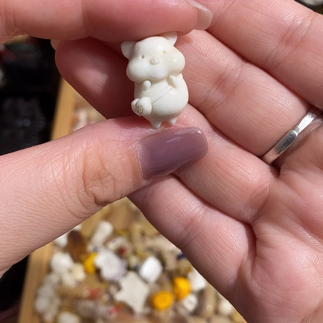 鹿骨把件?**?M55小猪背包不退换