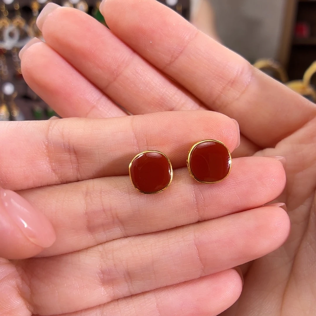 南红玛瑙18K金镶嵌耳饰暖