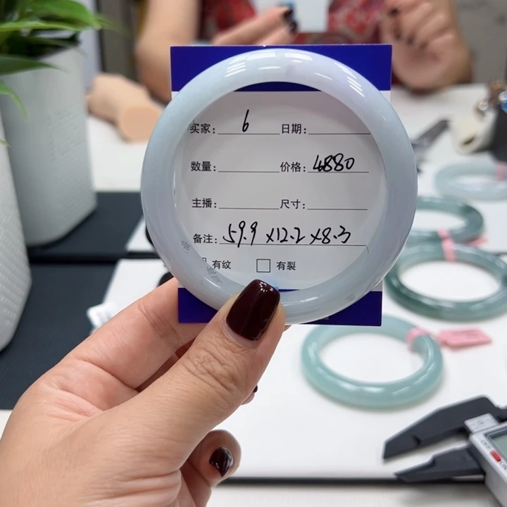 翡翠未镶嵌手镯6