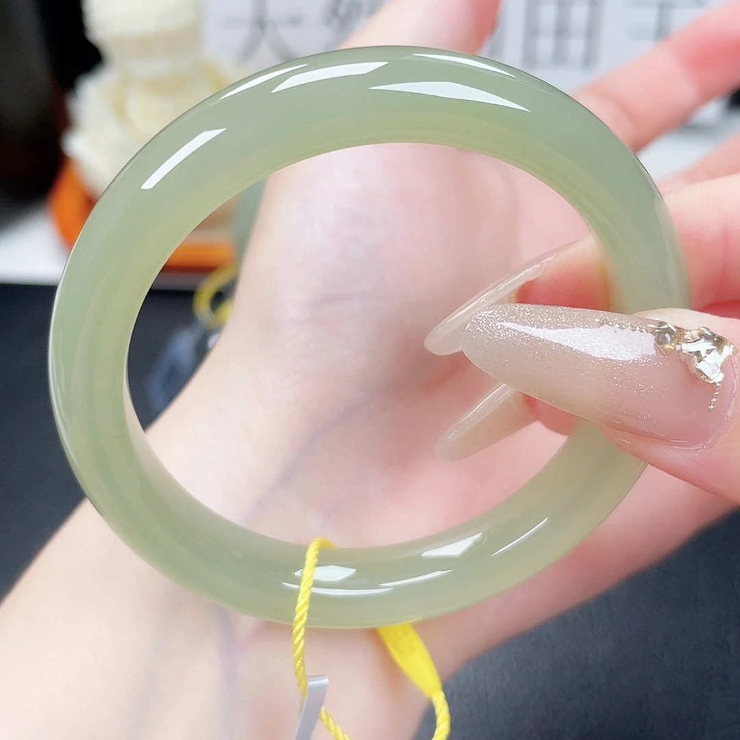 和田玉未镶嵌手镯5354