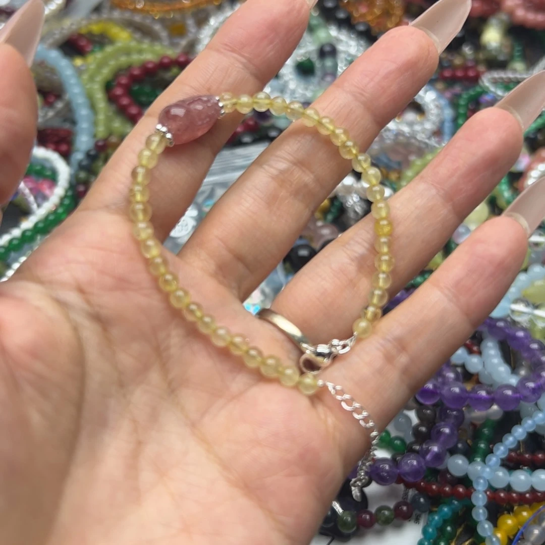 水晶手链未镶嵌草莓晶貔貅