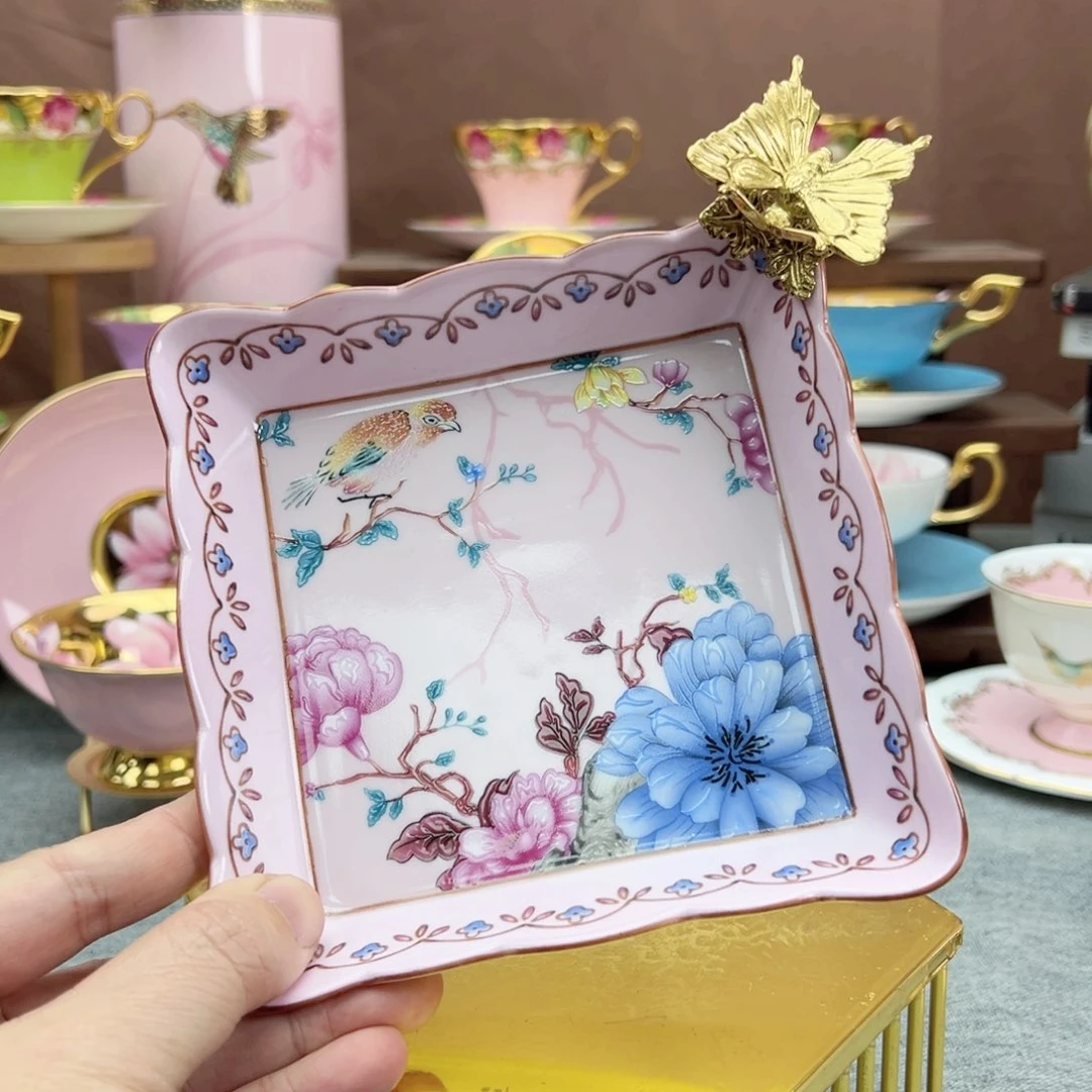 东顿点心盘……………..