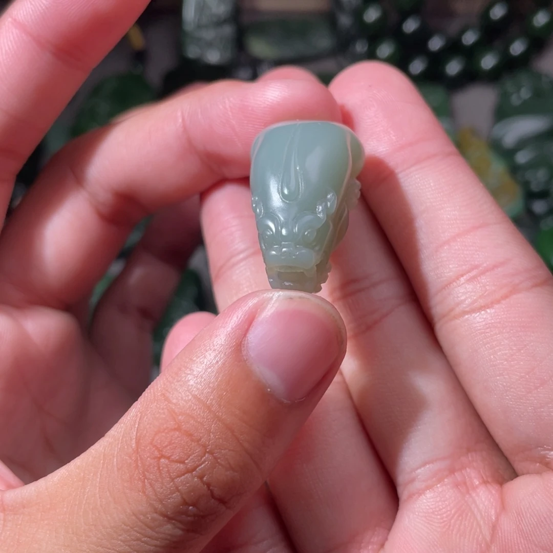 和田玉（碧玉）未镶嵌颈饰