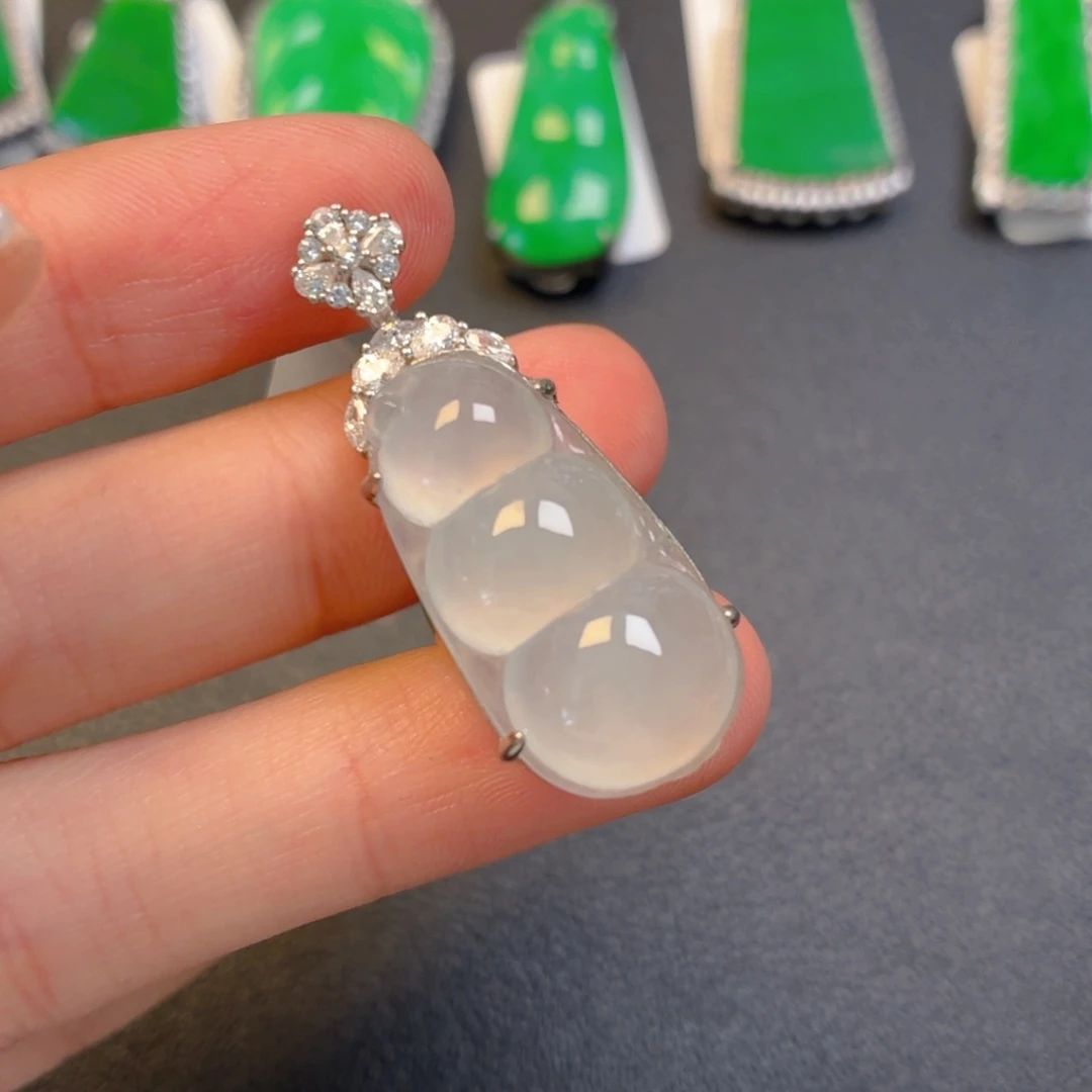 翡翠银S925镶嵌颈饰