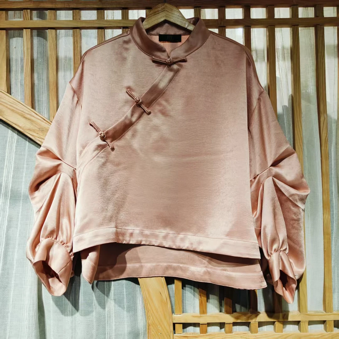 凤徕兮私人定制粉色光板捏褶袖斜襟盘扣短上衣 (SY5205)