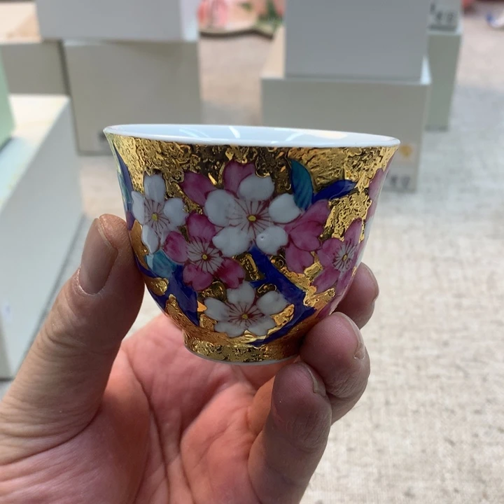 青***鱼金瓷阁家的美丽瓷器