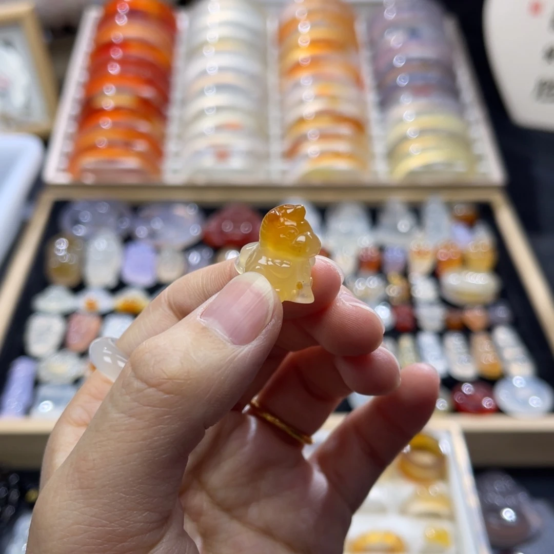 玛瑙/玉髓未镶嵌颈饰