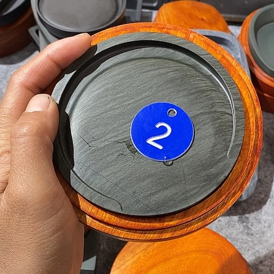 玄***玉歙砚              2