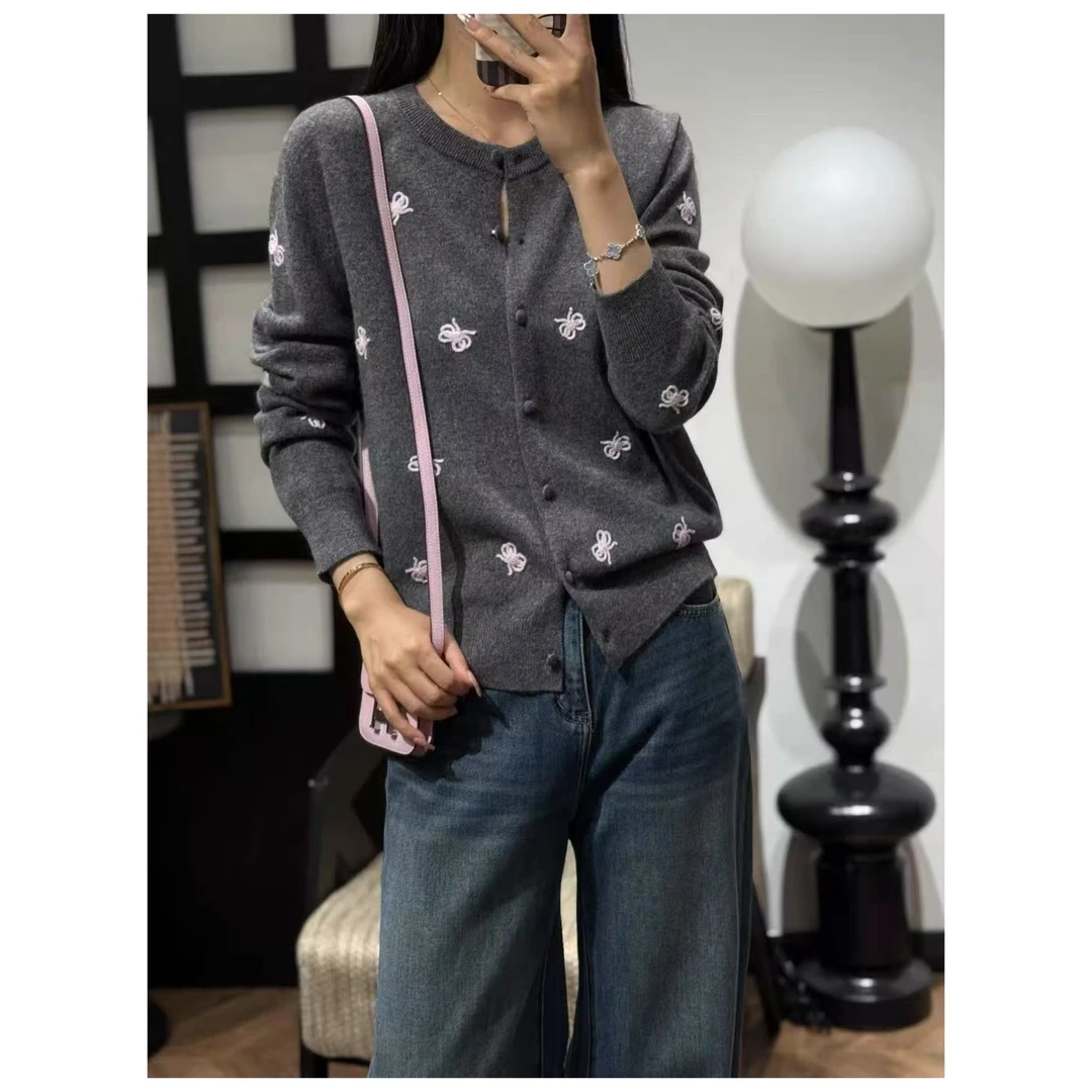 全毛高货~勿机洗~胸108-150长59立体粗线刺绣针织衫 3910