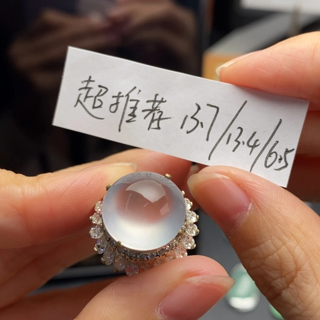 定制翡翠未镶嵌     玻璃种蛋面