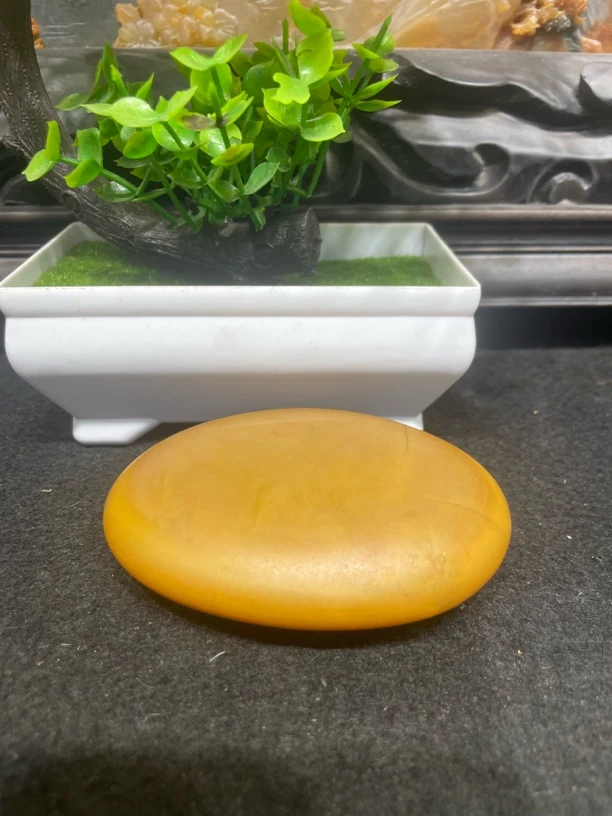 云南黄龙玉天然原石手把件