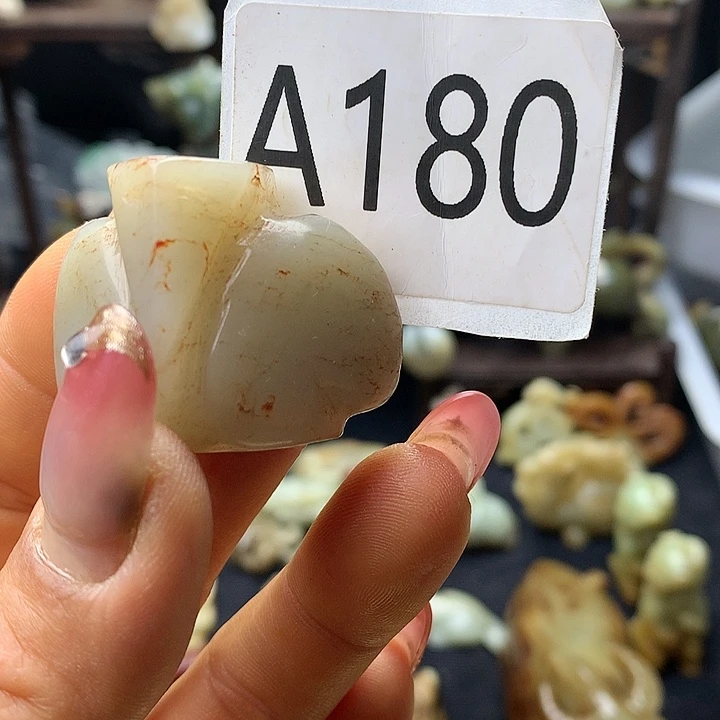 和田玉未镶嵌车挂