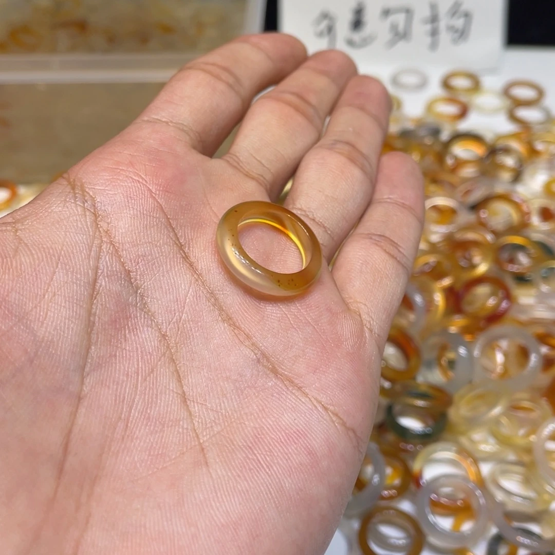 玛瑙/玉髓未镶嵌戒指580号港9 默认瑕疵
