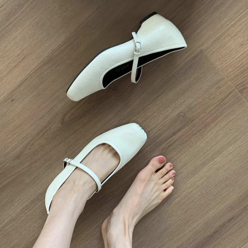 内增高银色玛丽珍鞋女鞋子2025年春夏新款方头浅口一字带法式单鞋