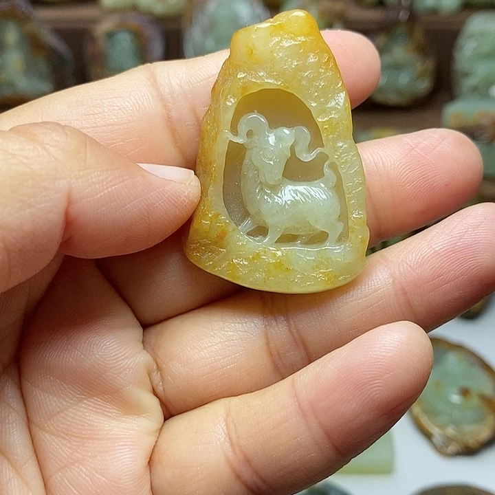 岫岩河磨玉（透闪石质玉）未镶嵌颈饰